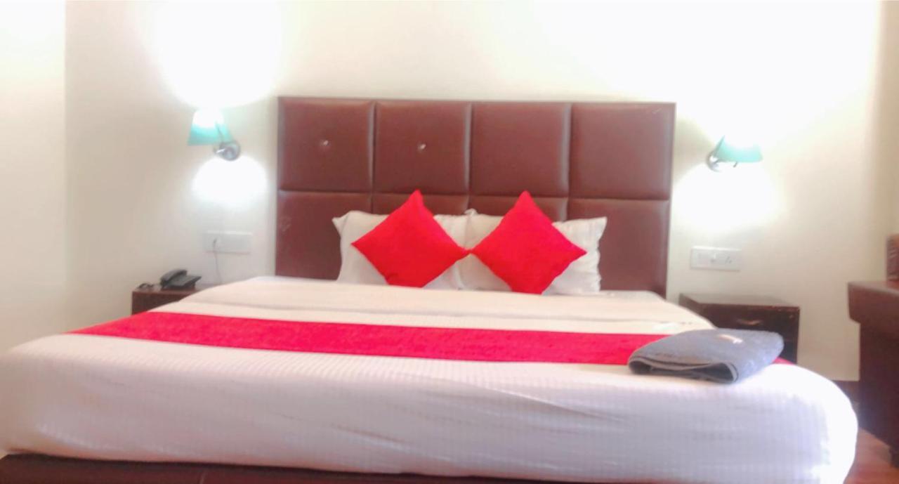 Hotel Hadimba - In City Center Manāli Екстериор снимка