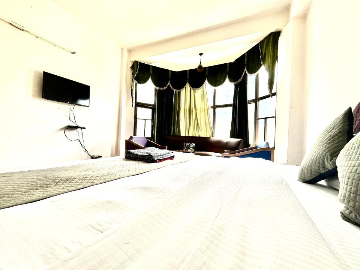 Hotel Hadimba - In City Center Manāli Екстериор снимка