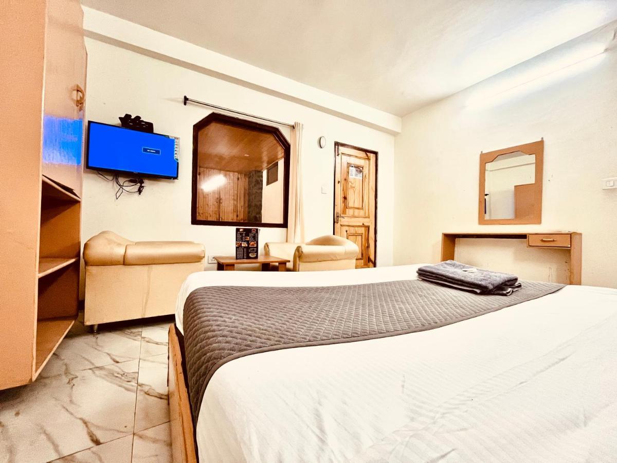 Hotel Hadimba - In City Center Manāli Екстериор снимка
