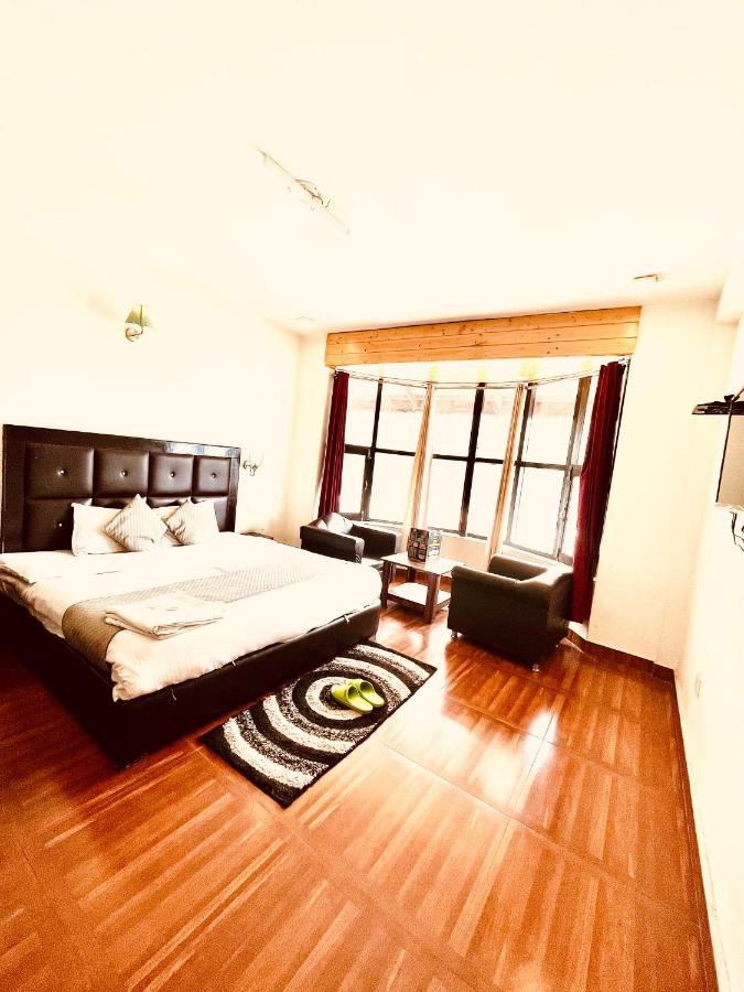 Hotel Hadimba - In City Center Manāli Екстериор снимка