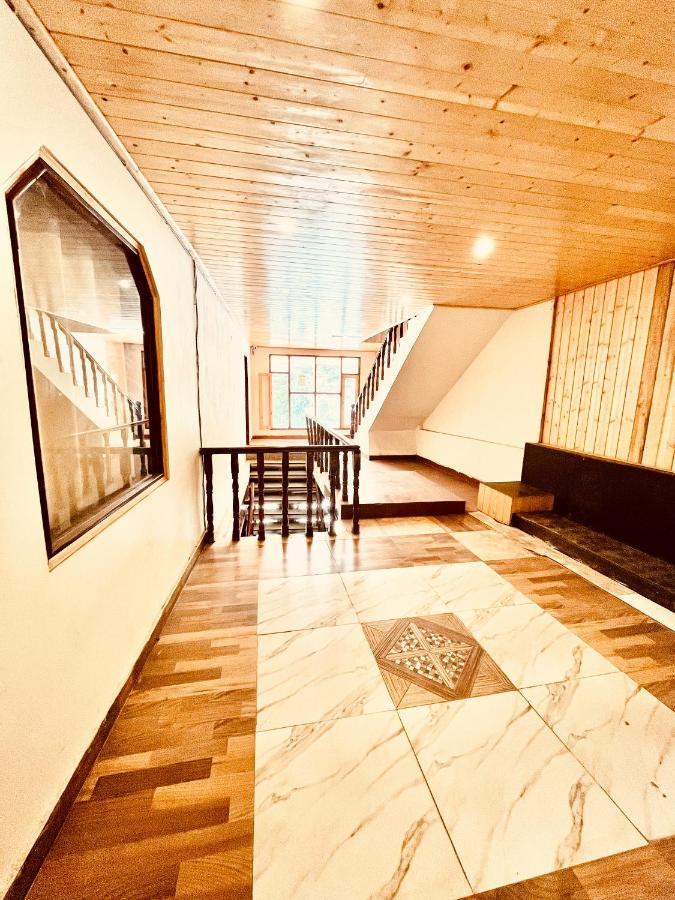 Hotel Hadimba - In City Center Manāli Екстериор снимка