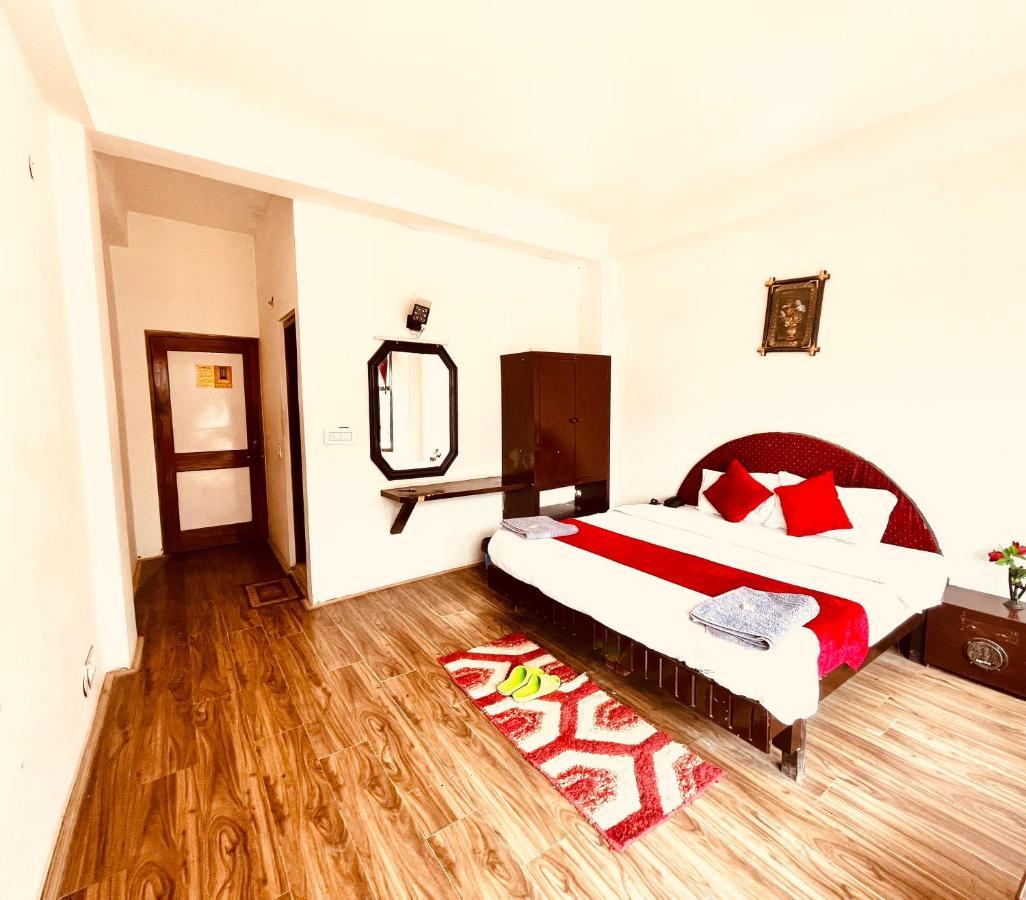 Hotel Hadimba - In City Center Manāli Екстериор снимка