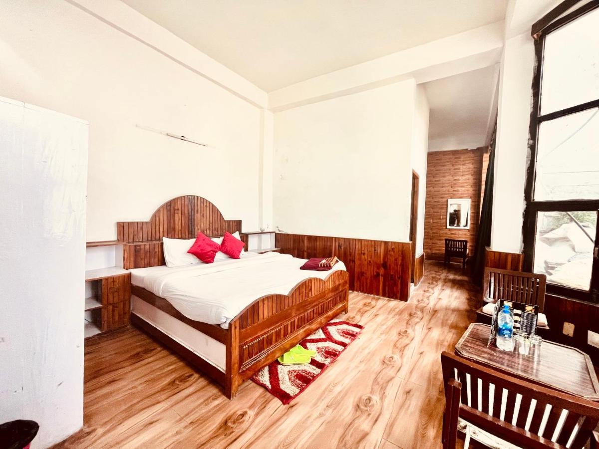 Hotel Hadimba - In City Center Manāli Екстериор снимка