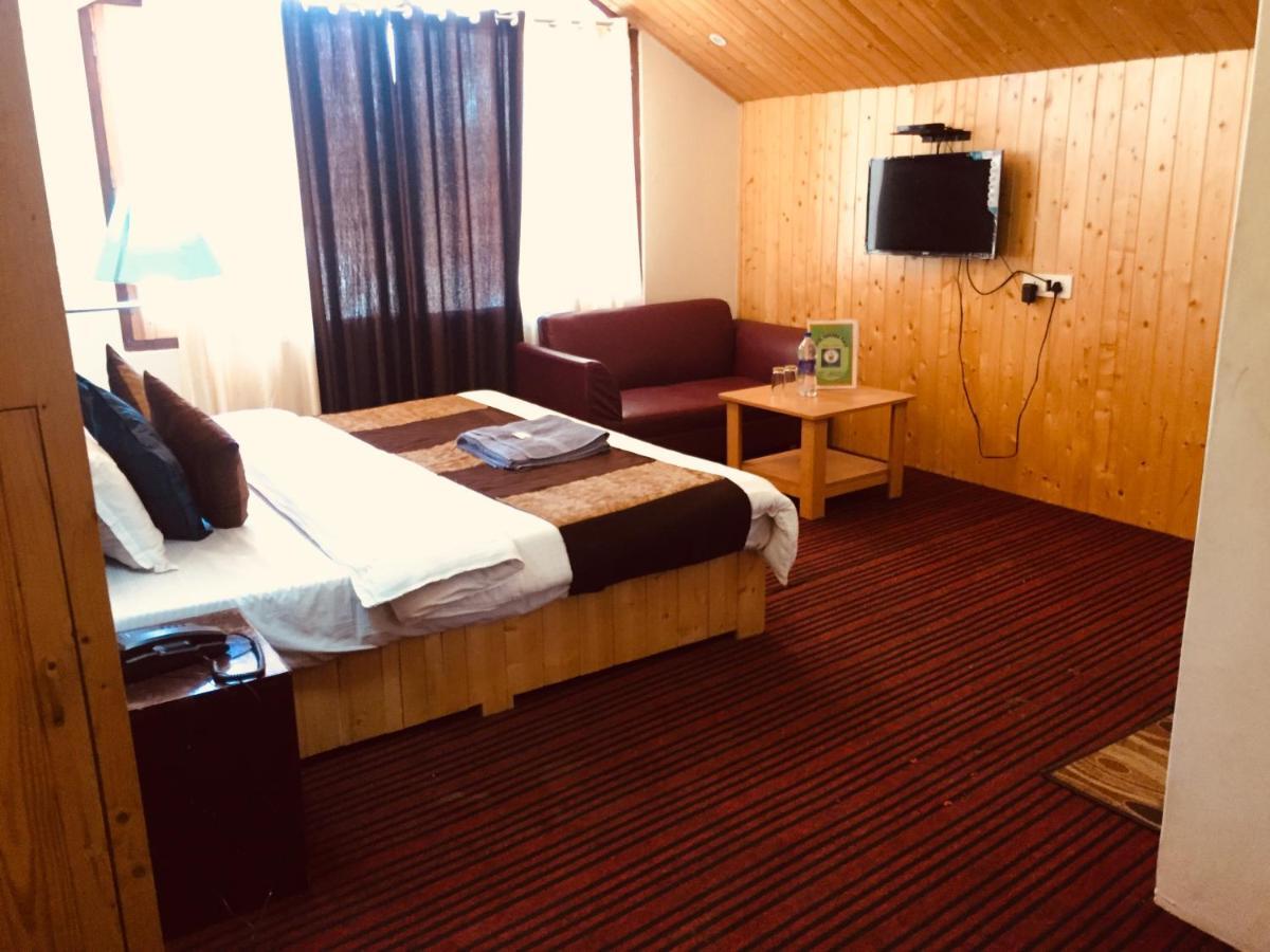 Hotel Hadimba - In City Center Manāli Екстериор снимка