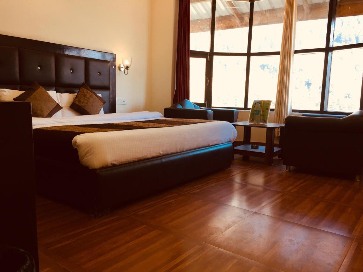 Hotel Hadimba - In City Center Manāli Екстериор снимка