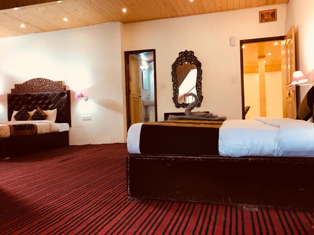 Hotel Hadimba - In City Center Manāli Екстериор снимка